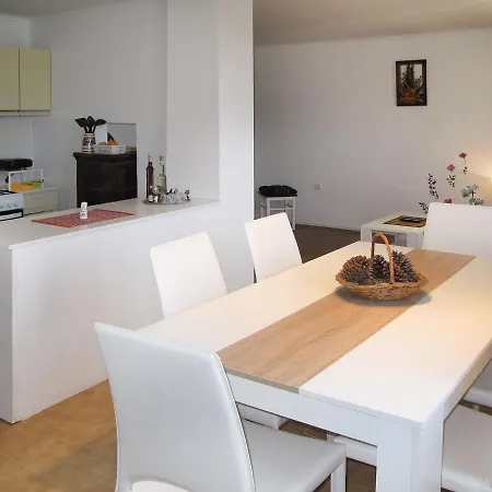 Franko 2 - Mdn185 By Interhome Liznjan